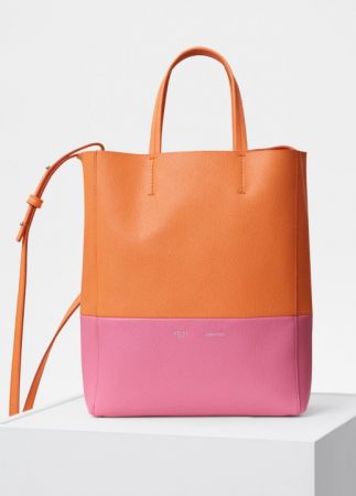 Céline,Cabas橘粉小牛皮肩背提包$39,500。