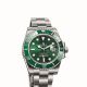 Submariner Date 材質:904L不銹鋼 錶面顏色:綠色 抗刮損Cerachrom陶質字圈,鉑金塗層數字及刻度 勞力士3135型自動上鏈機芯,旋入式三扣鎖三重防水系統 防水深度達300米(1,000呎) 定價:NTD$290,500