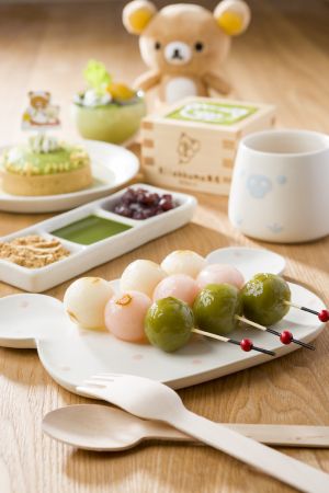 三色花見糰子、抹茶提拉米蘇、抹茶奶酪、抹茶慕斯塔