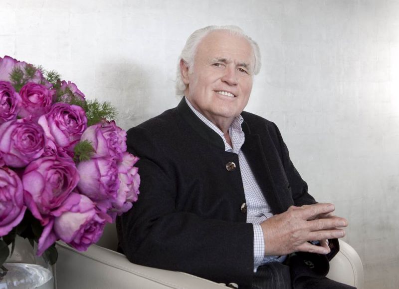 家族傳人Yves Piaget先生本人親自培育的全新玫瑰花種「Yves Piaget Rose」