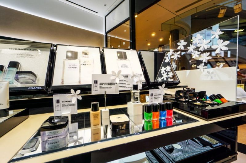 Chanel 台北101化妝品精品店 店內陳列