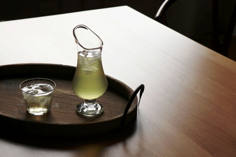 安土草多器皿裝煎茶