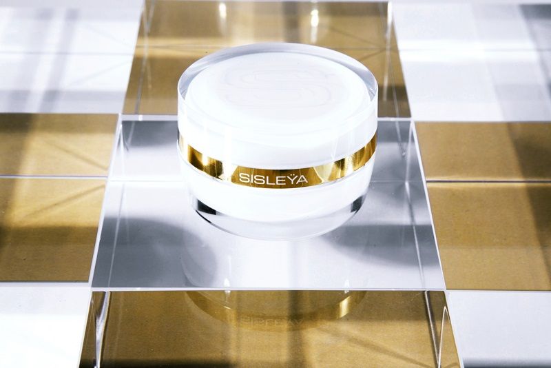 Sisley 抗皺活膚御緻眼唇霜