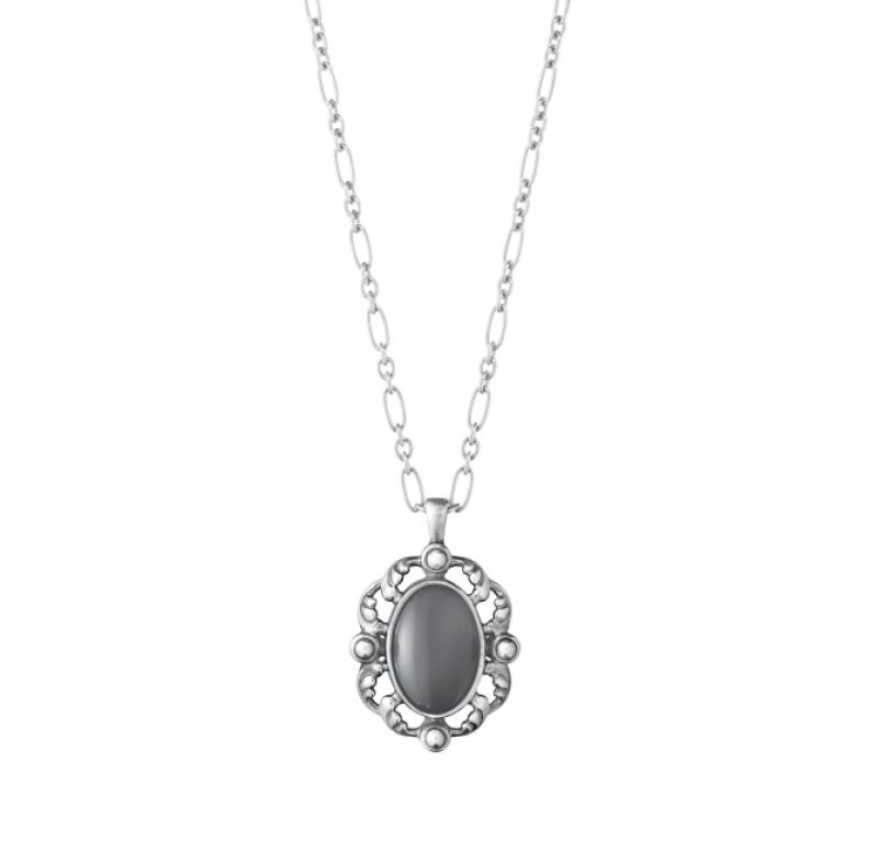 GEORG JENSEN_2018年度紀念純銀灰月石項鍊(亞洲限量)_建議售價NT11,500