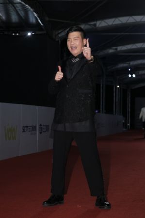 曾國城