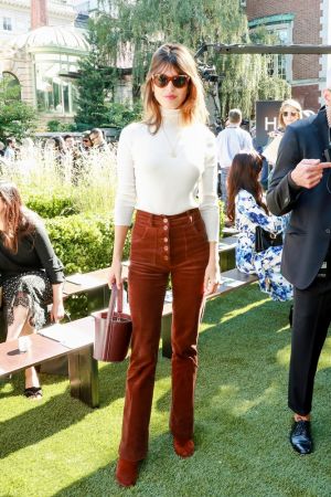 法國it girl Jeanne Damas