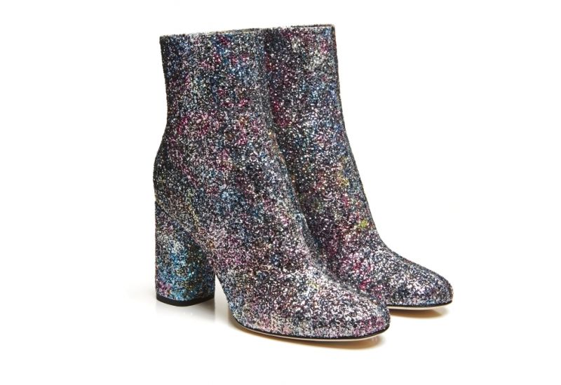 混色亮粉高跟短靴,M Missoni,NT20,800。