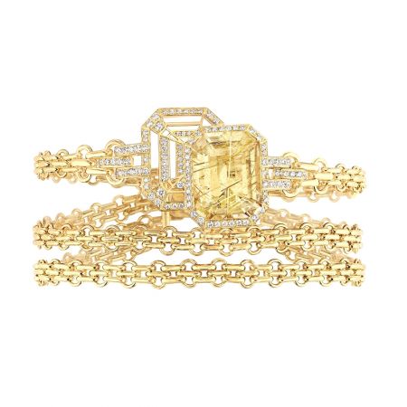 "My Chain"手鍊以18K黃金鑲嵌一顆12.5克拉祖母綠式切割髮晶和104顆明亮式切割鑽石。建議售價NTD1,169,000元