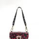 星星鉚釘鑲框肩背包,Red Valentino,NT29,800。