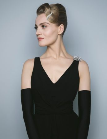 Van Cleef & Arpels 梵克雅寶- Creative Direction by Carine Roitfeld。