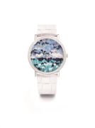 Altiplano Bubble Dots 腕錶,羽毛鑲嵌工藝錶盤,Piaget。