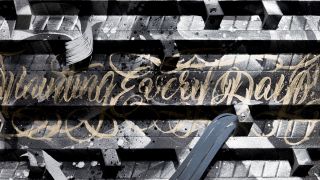 Creepy MouseCalligrapier 書法藝術家「為什麼要叫CreepyMouse?」因為在普羅大眾眼裡塗鴉人就像老鼠一樣,在夜深人靜時遊走啃食街道上的牆消化成一張張的畫布,2015年受邀加入國際藝術團隊Calligraffiti擔任大使。內容主要是表達生活中的情緒激發,有時則是對於生命的看法或體悟,將文字抽象化再搭上寫實風格的圖文結合編排。