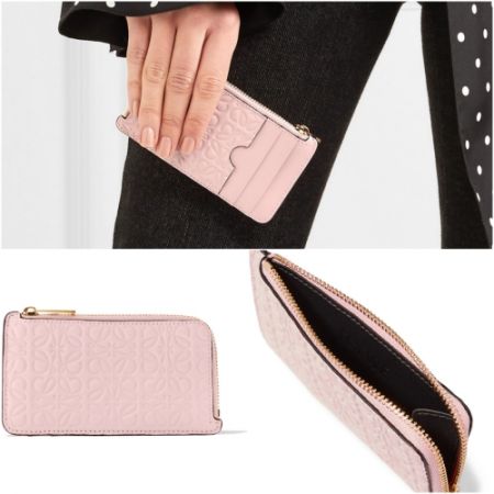 Loewe,售價NT10,000。