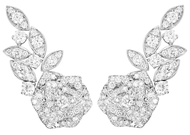 2018年新款Piaget Rose耳環18K白金鑲嵌208顆圓形美鑽 (約4.32克拉)G38U0076台幣參考價格965000