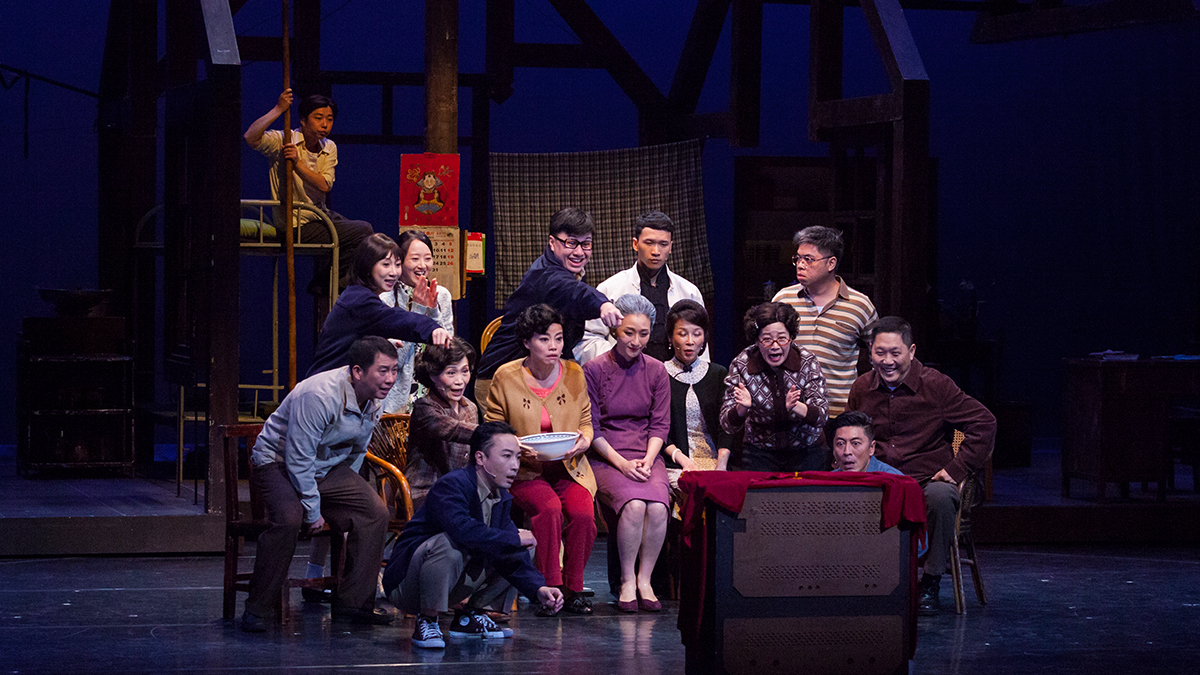 笑中又帶淚 描寫臺灣眷村最動人的舞台劇 表演工作坊 寶島一村 Marie Claire 美麗佳人