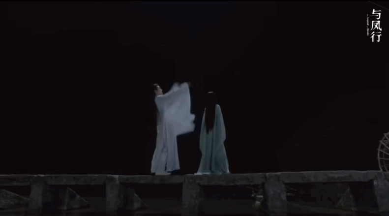 《與鳳行》開播就放出「林更新跌入水裡」的預告，粉絲激動留言：「7年了！終於被撈起來了！」