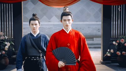 王星越出席姜家及笄禮，一登場就成焦點。